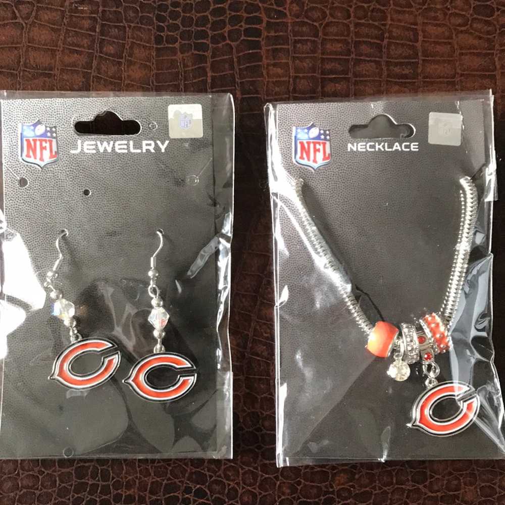 Chicago Bears necklace and matching earrings